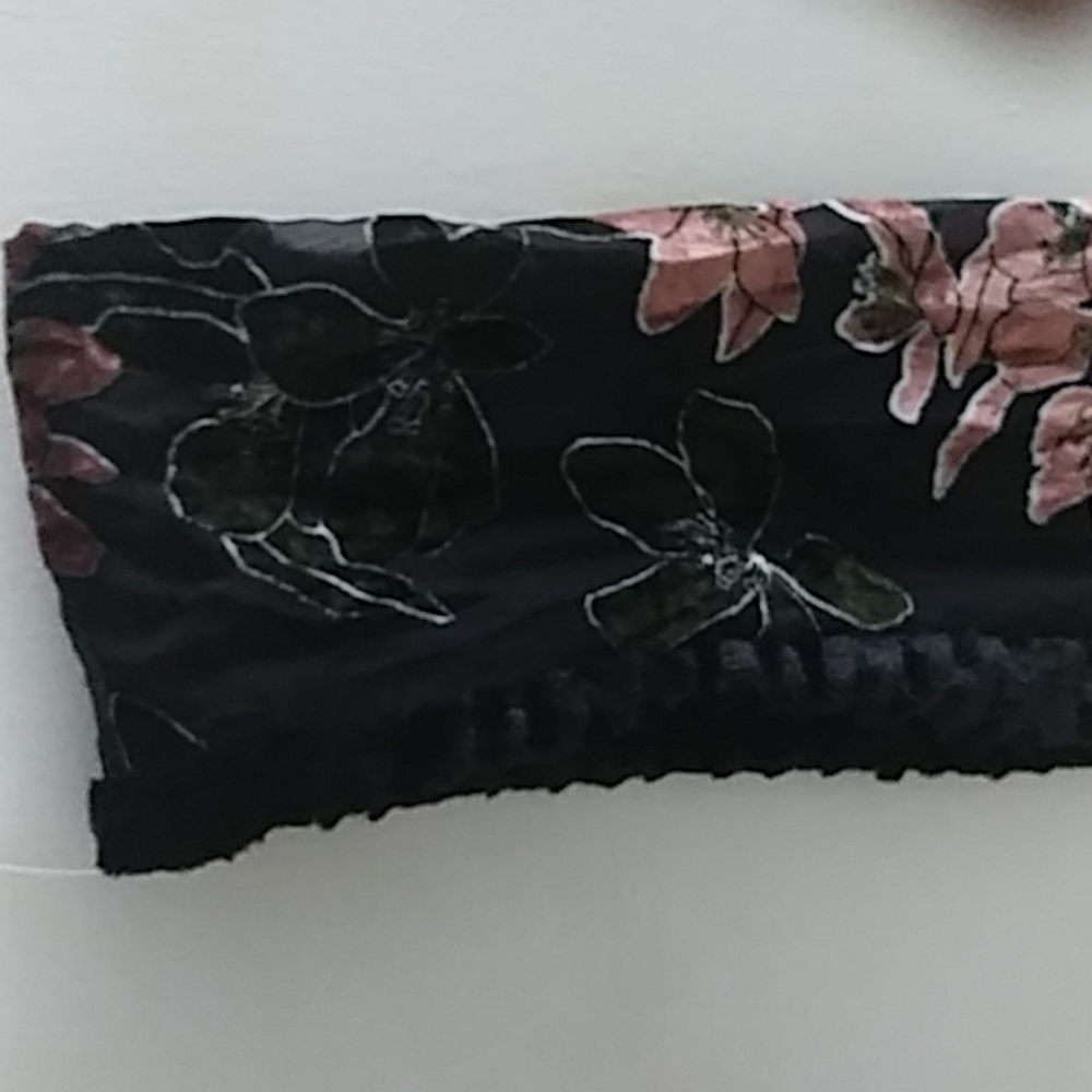 Reversible scarf